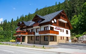 Apartmány Tri Studničky
